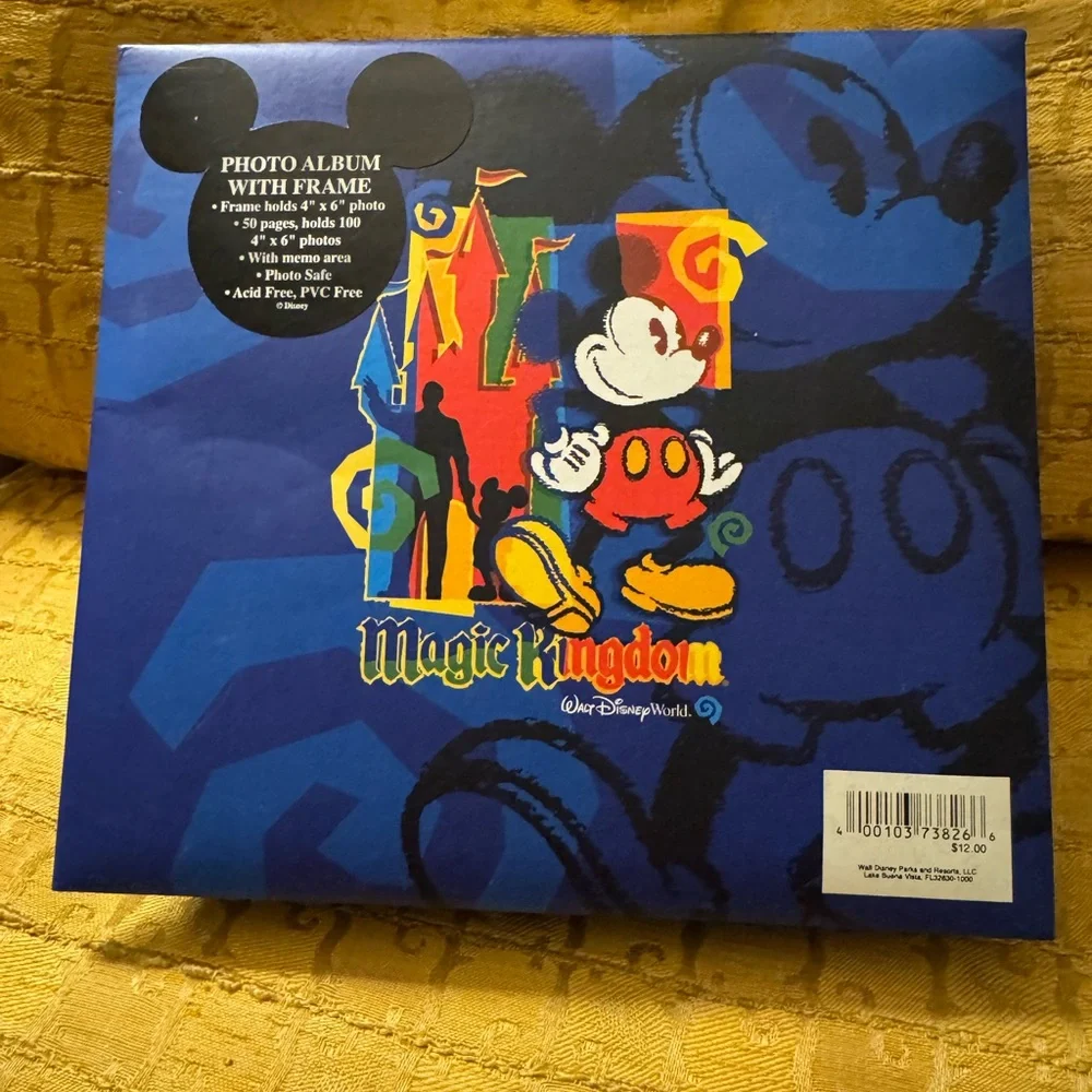 Magic Kingdom 4x6 Photo Album Disney Mickey House